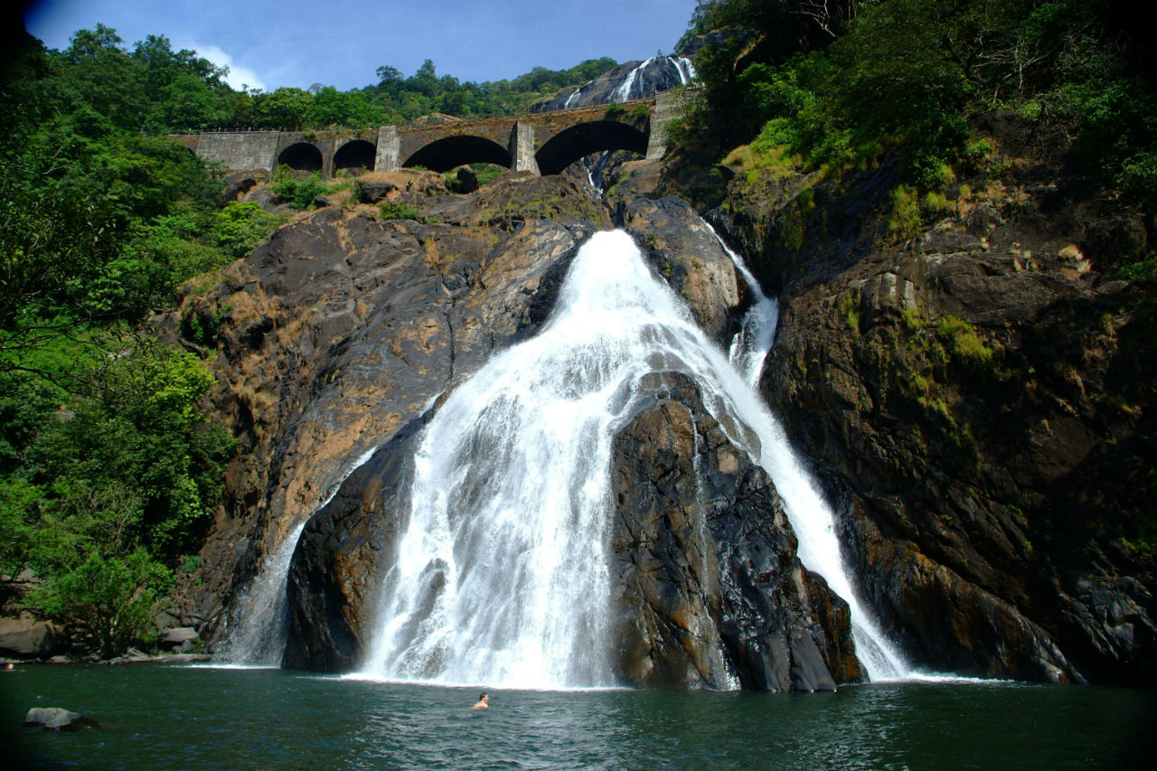 Водопад Дудхсагар / Waterfall Dudhsagar