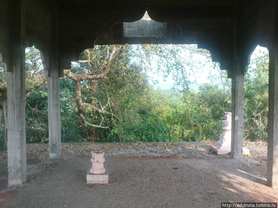 Вид под Сводами Храма.. Арамболь, Индия