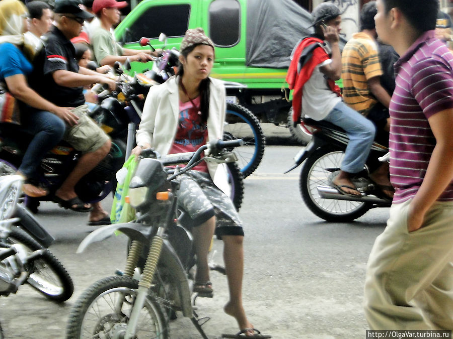 На улицах Малайбалая На улицах Малайбалая