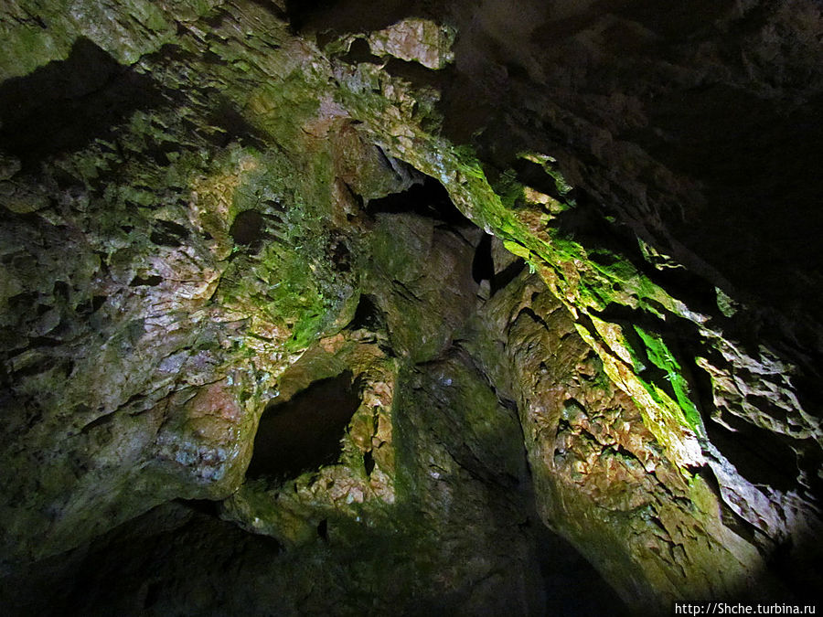 Внутри пещеры 
