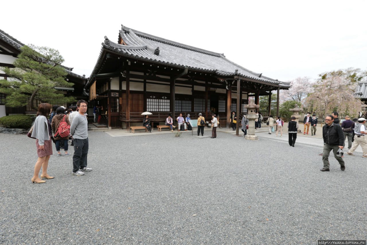 Храм Бёдо-ин и набережная Удзи Удзи, Япония
