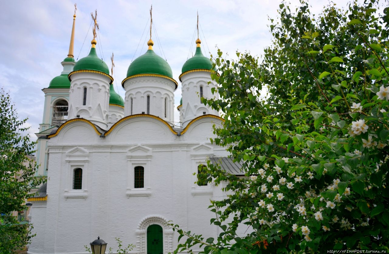 Церковь Троицы в Листах Москва, Россия