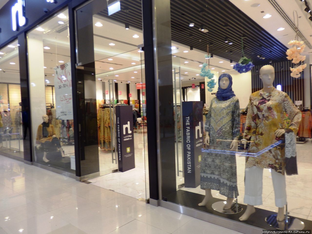 Outlet mall дубай. Dubai outlet village 2022. Аутлет виладж дубай. Аутлеты в дубае. Дубай шоппинг фестиваль.