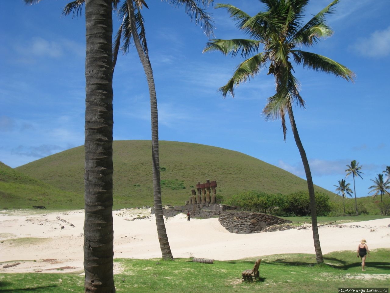 Анакена – райский пляж с церемониальным аху Нау Нау. Ч.71