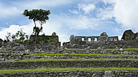 Дворец Трех окон, одно из самых значительных инкских сооружений. Никаких попыток украсить.