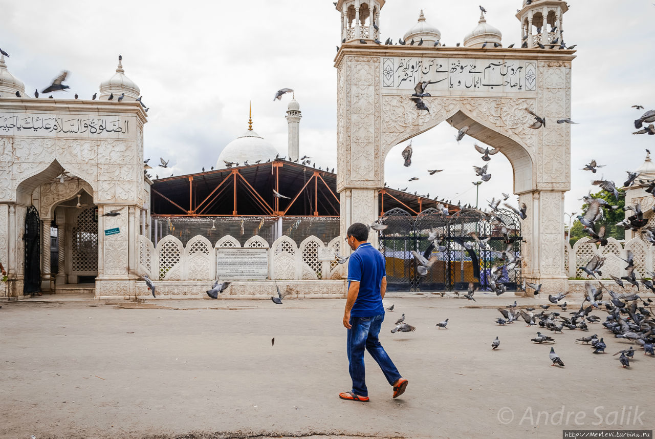 Белая мечеть Шринагар, Индия