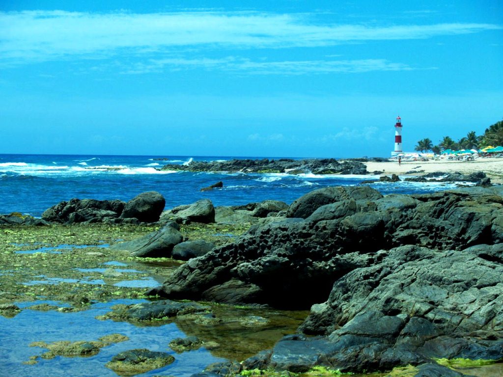 Маяк Итапуа и пляжи Пиата, Итапуа, Стелла-Марис Сальвадор, Бразилия