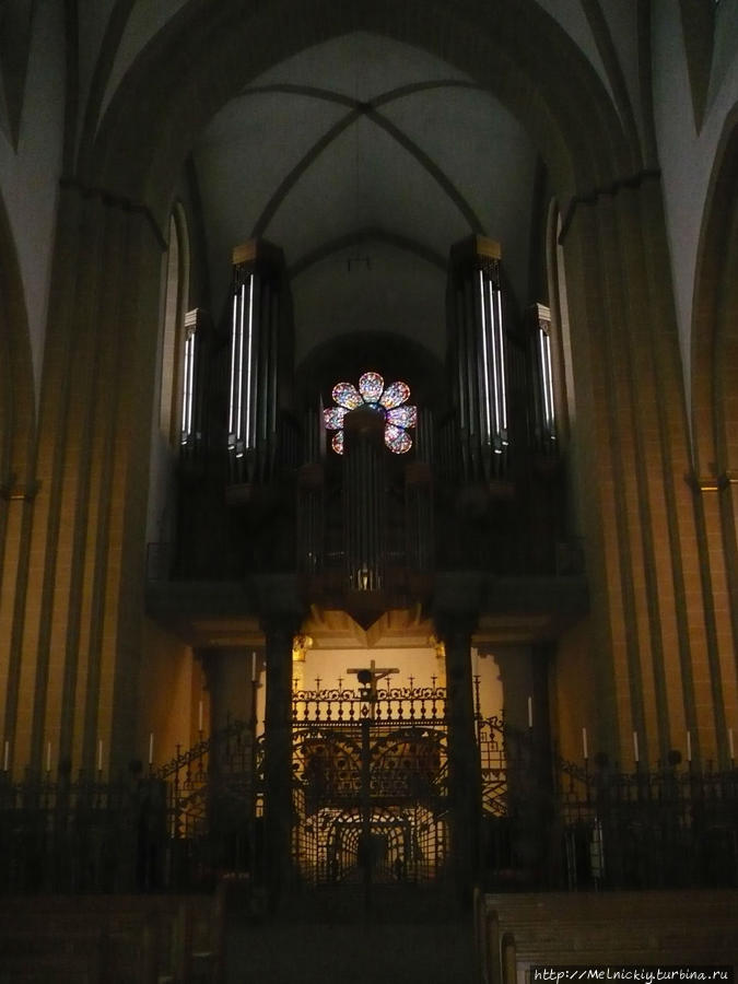 Падерборнский кафедральный собор Падерборн, Германия