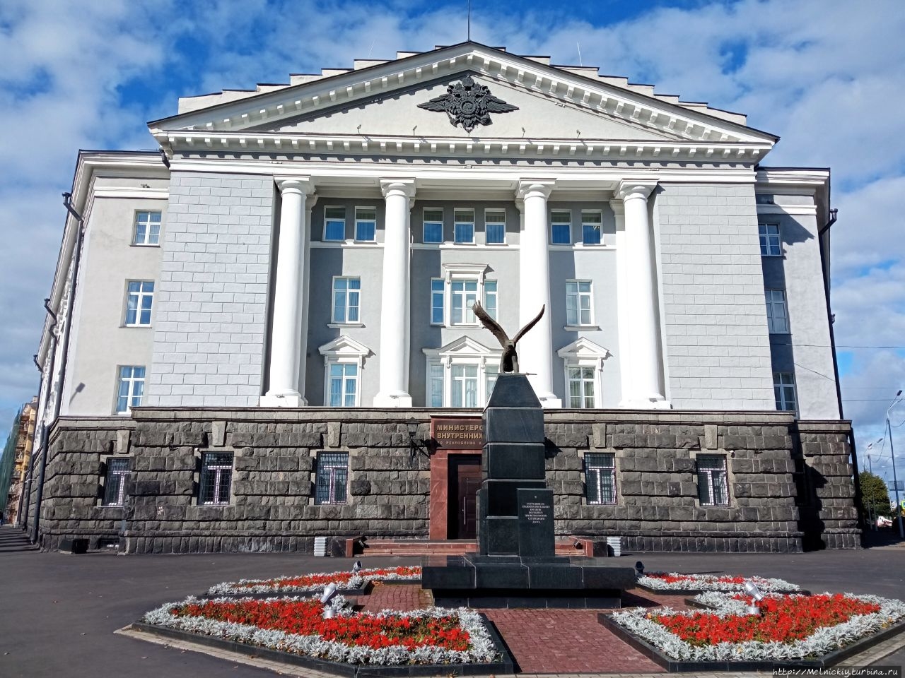 Памятник сотрудникам органов внутренних дел Петрозаводск, Россия