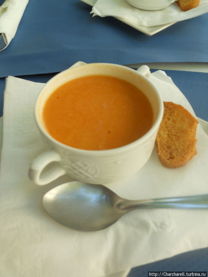 Холодный летний суп Гаспачо Испания