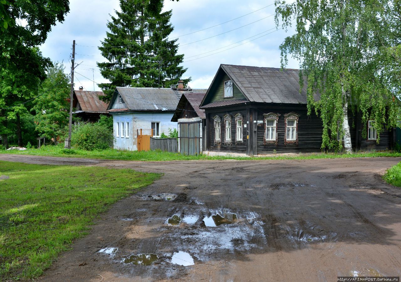 Тутаев. Летняя прогулка по романовской волжской сторонушке