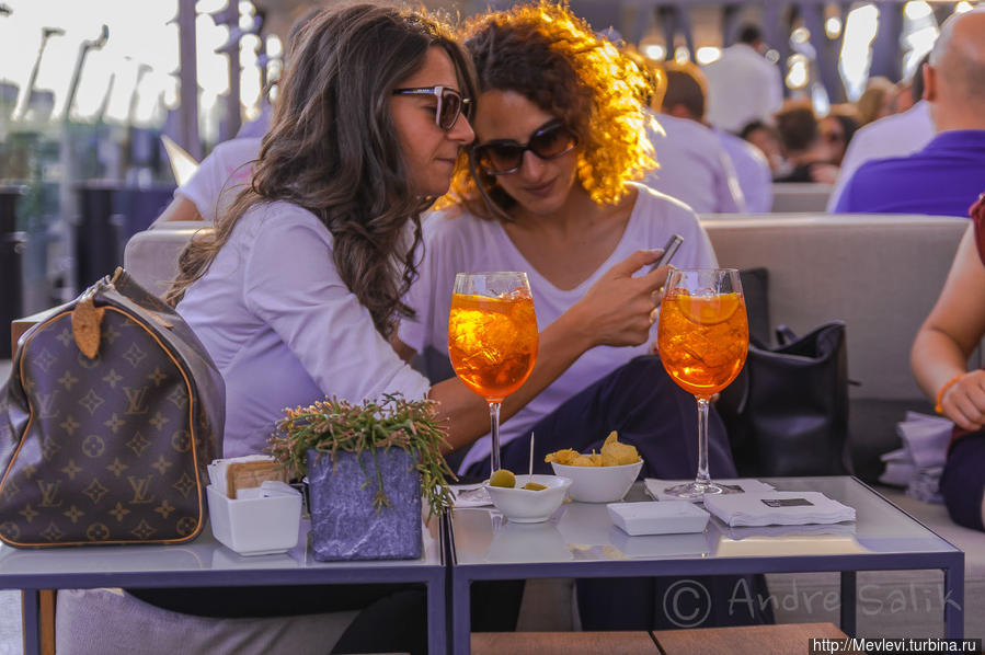 На террасе Универмага La Rinascente — Милан, Италия Милан, Италия