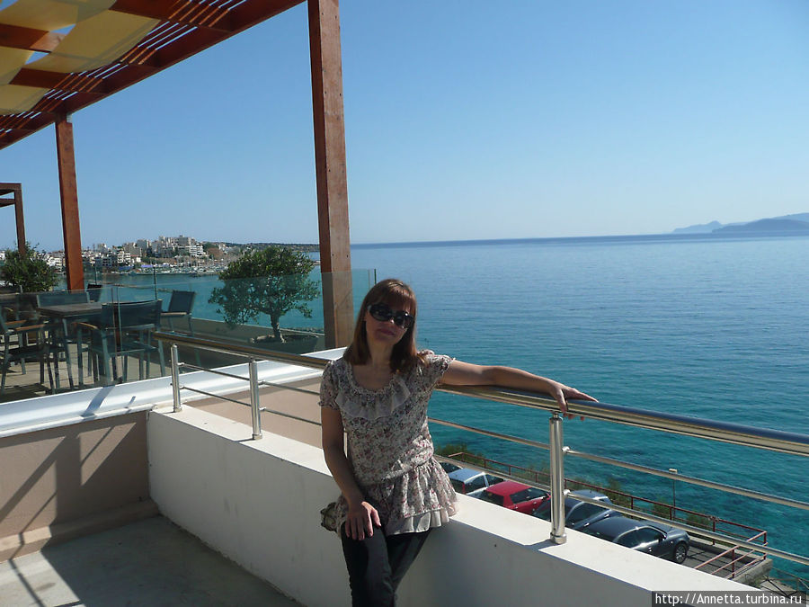 Вид на залив Агиос-Николаос, Греция