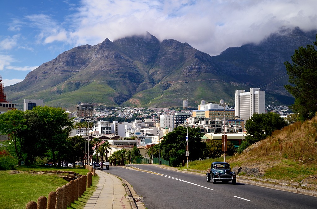 Южноафриканское сафари: По Кейптауну на красном автобусе