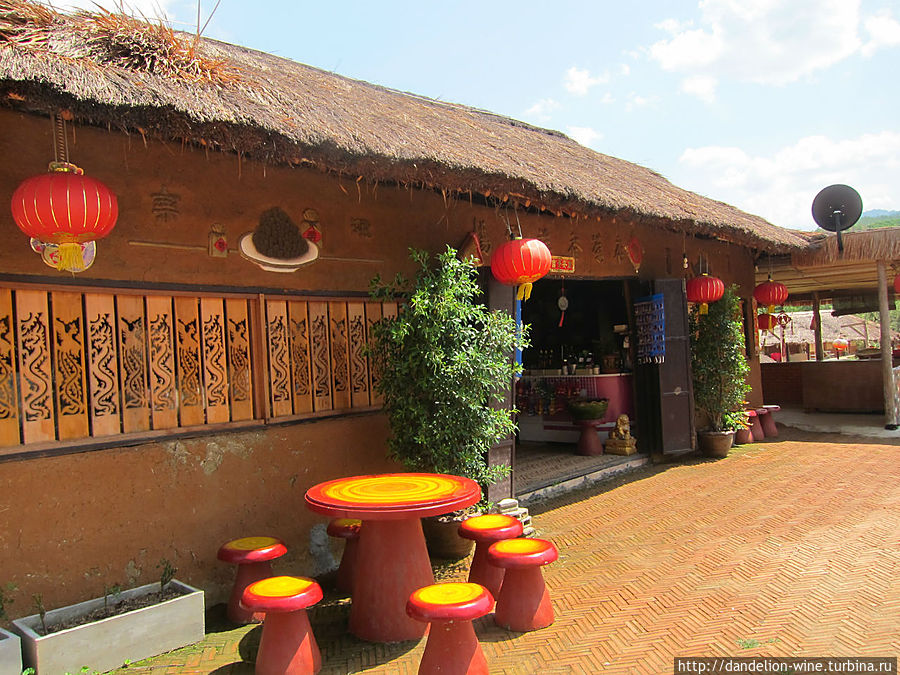 Китайская деревня ( Baan Santichon)