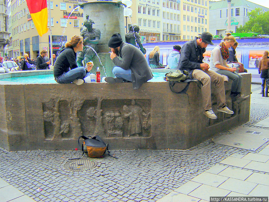 Рыбный фонтан Мюнхен, Германия
