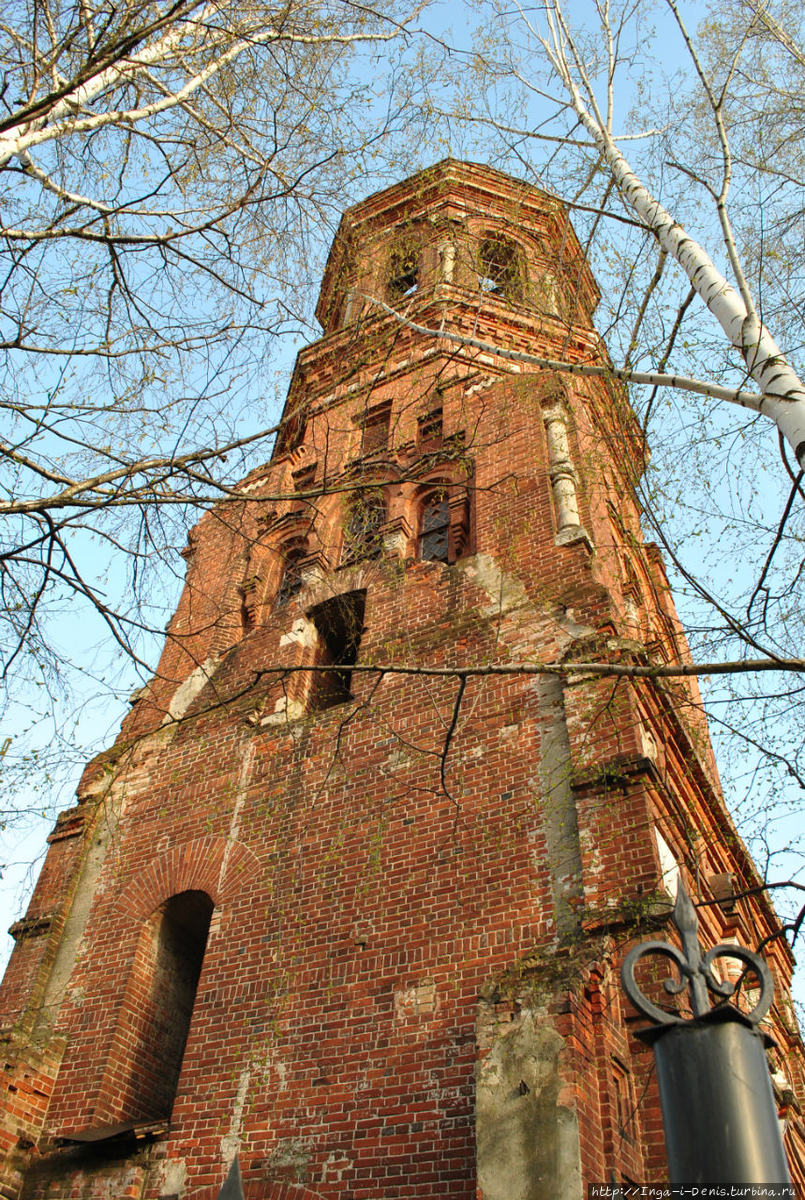 Колокольня Казанской церкви Алатырь, Россия