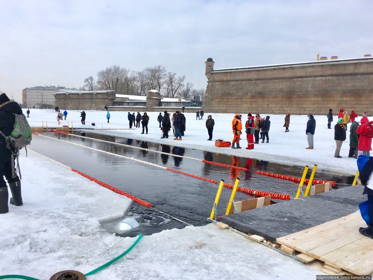 Яркий солнечный день Санкт-Петербург, Россия