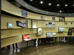 Зал истории Корейского народа. Информация даётся на двух языках, на английском и корейском.