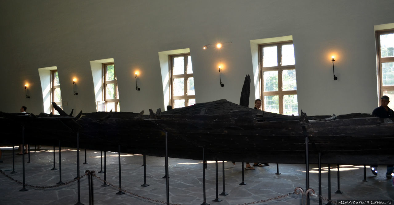 Остов корабля, найденного в Тюнэ Осло, Норвегия