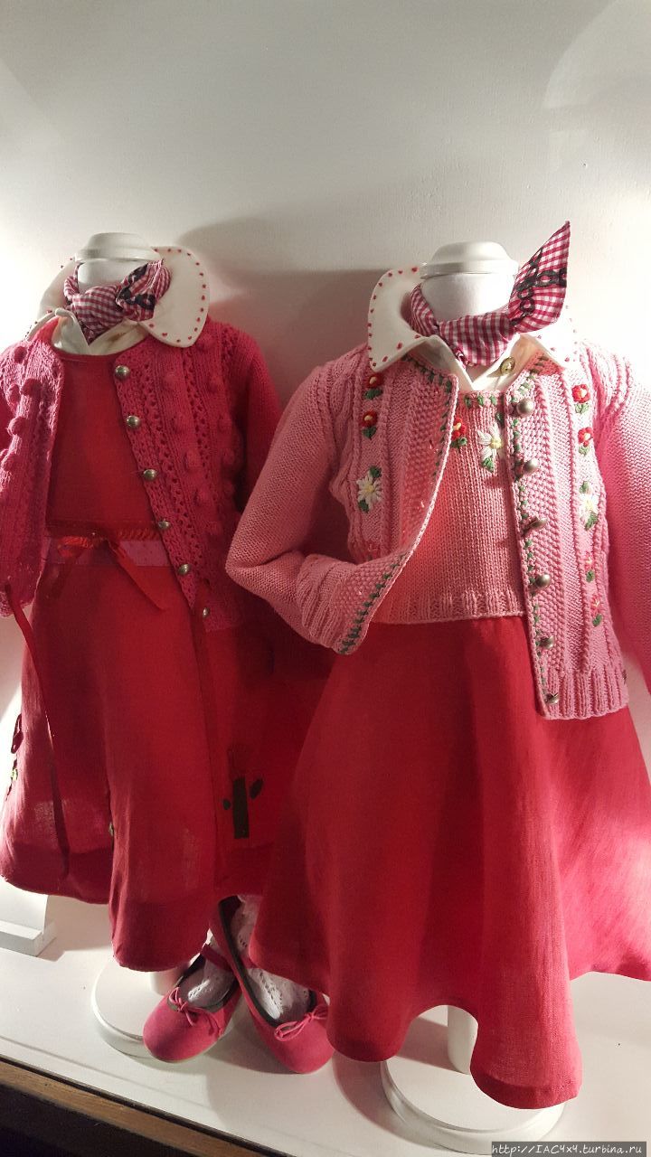 Магазин детской тирольской одежды Зальцбург, Австрия