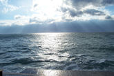 Море в Массандре (снимок 2007-го года)