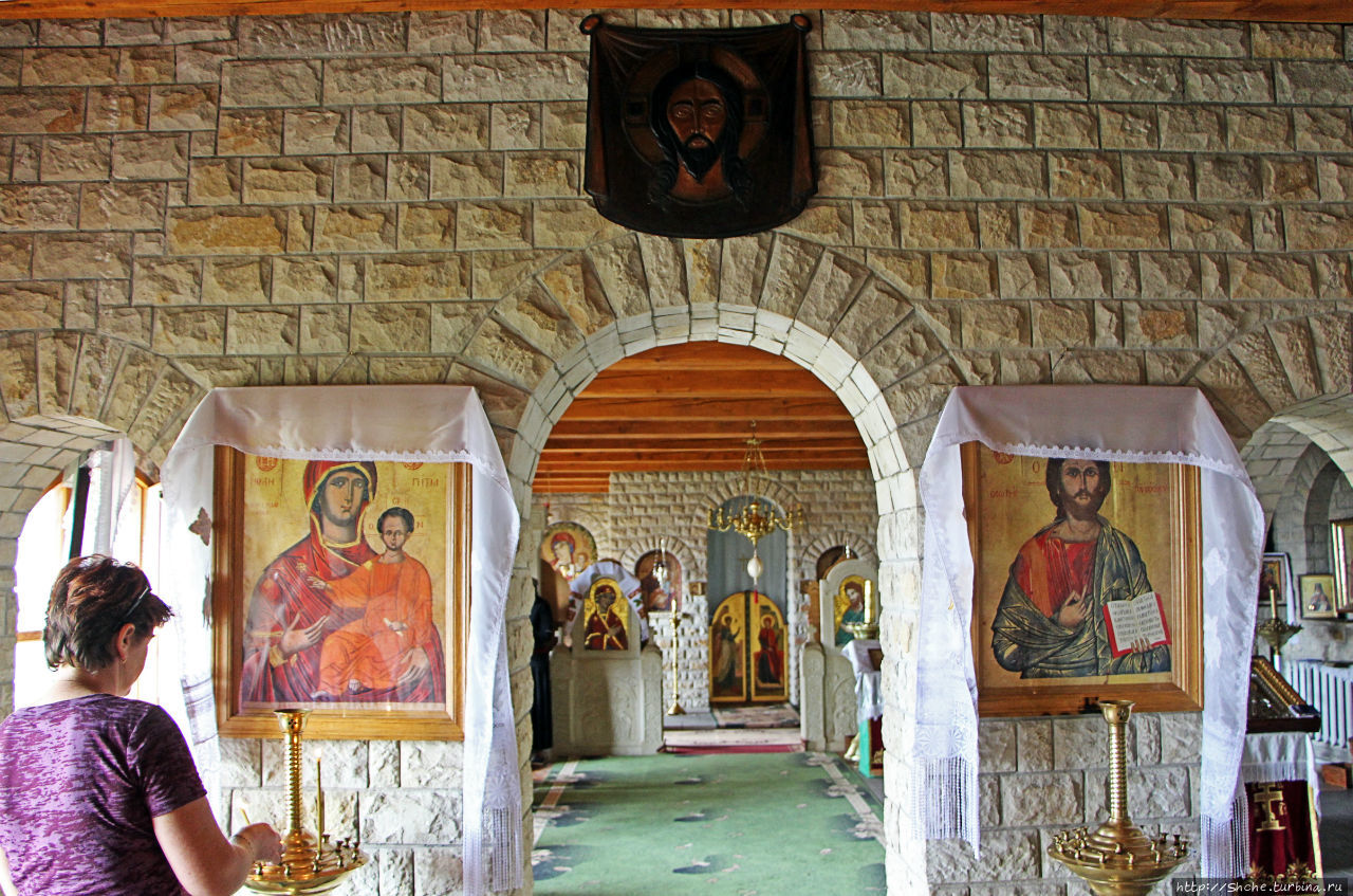 Лядовский Свято-Усекновенский скальный монастырь Лядова, Украина