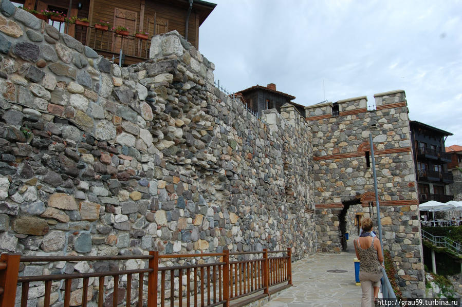Созополь. Вдоль и внутрь Южной крепостной стены Созополь, Болгария
