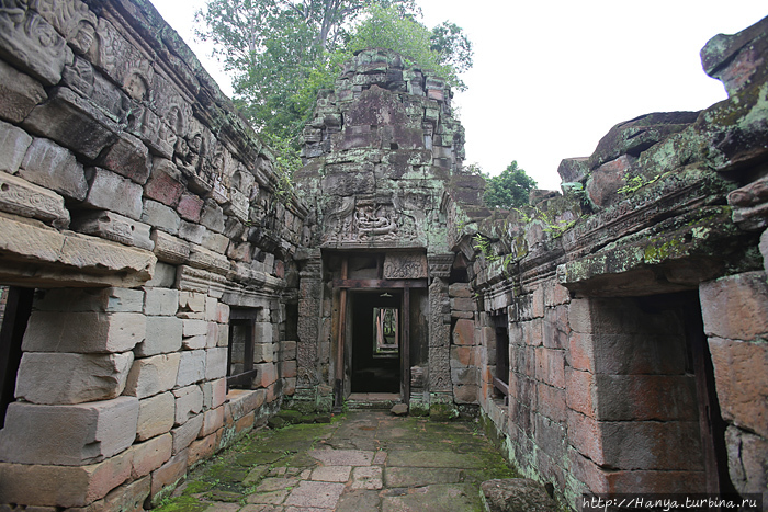 Интерьеры храмового комплекса Пре-Кхан