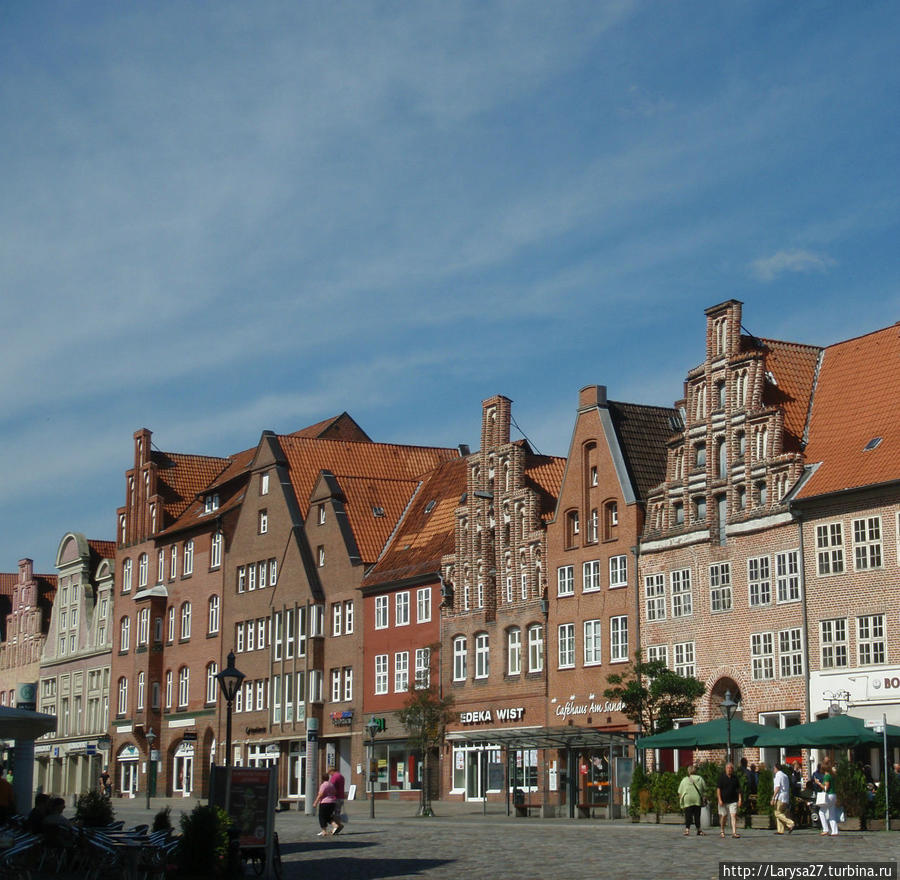 Главная площадь города — Am Sande. Люнебург, Германия