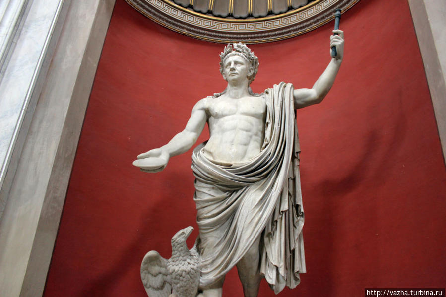 Император Клавдий в образе Юпитера. Ватикан (столица), Ватикан