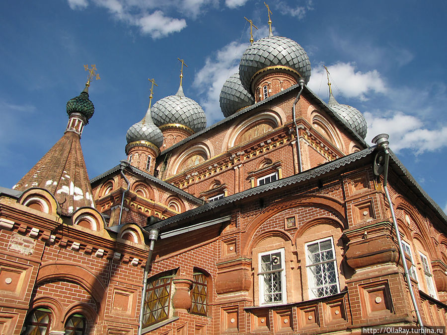 церковь Воскресения Христова на Дебре (1652) Кострома, Россия