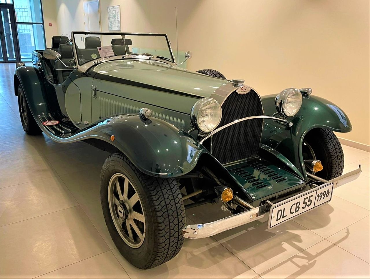 Коллекция автомобилей в музее Черномырдина Черный Отрог, Россия