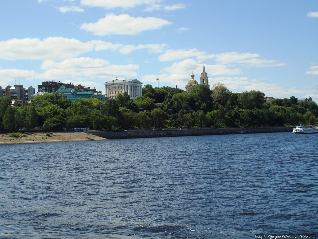 Город, где счастье на за горами. Пермь, Россия