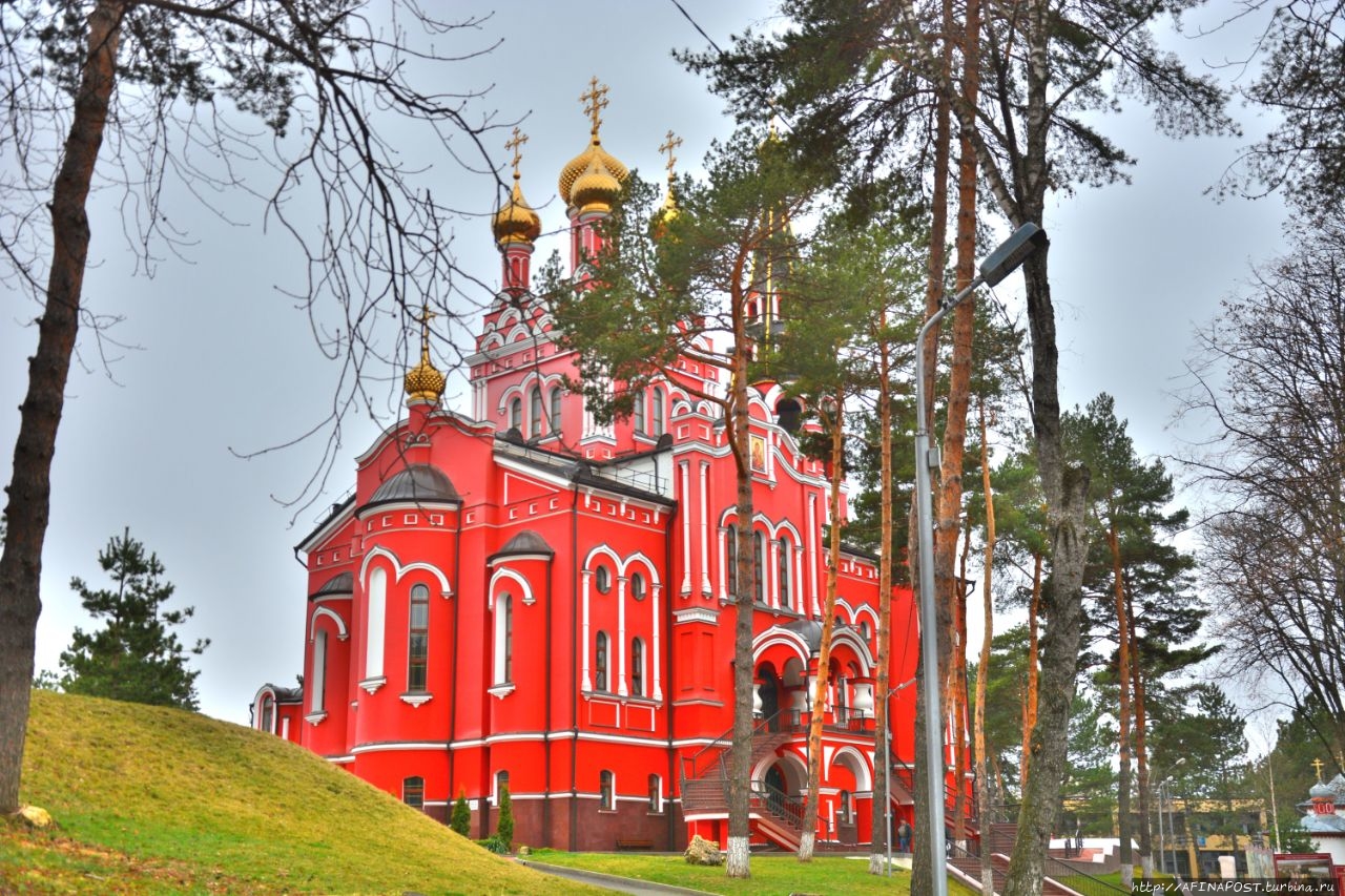 Храм Пантелеимона Целителя / Temple of Panteleimon the Healer