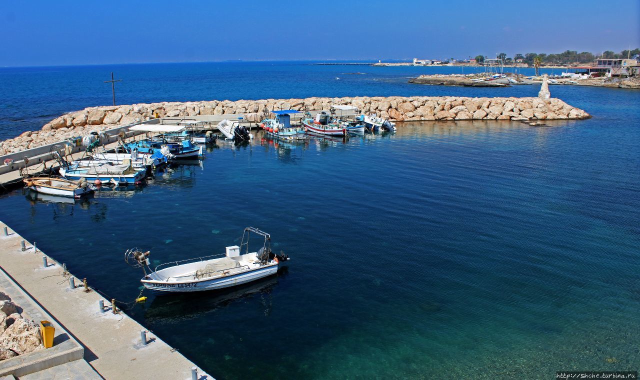 Бухта Рыбаков / Fisherman's cove