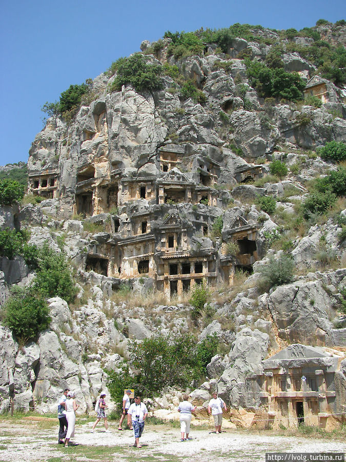 Скальный некрополь Чамьюва, Турция