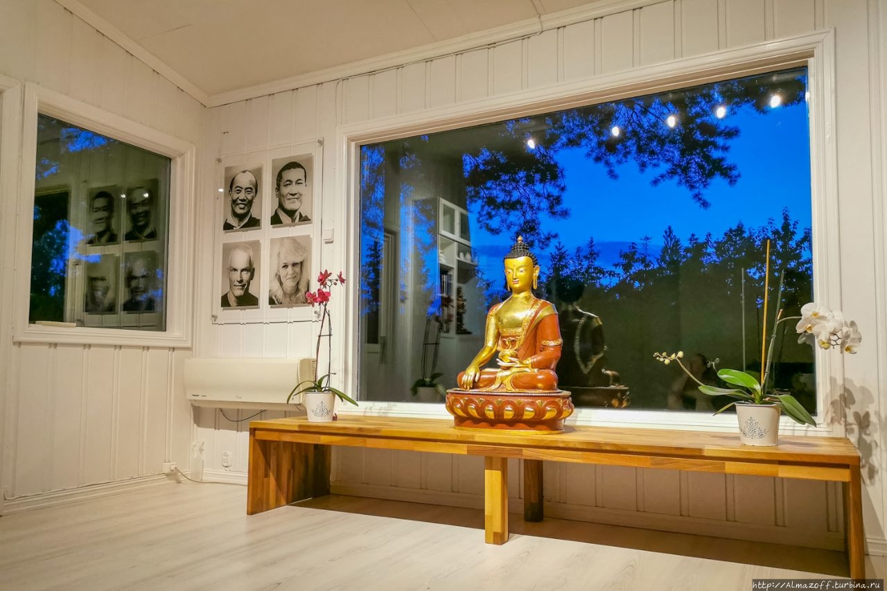 Буддийский центр школы Карма Кагью в Хеггедаль Хеггедаль, Норвегия
