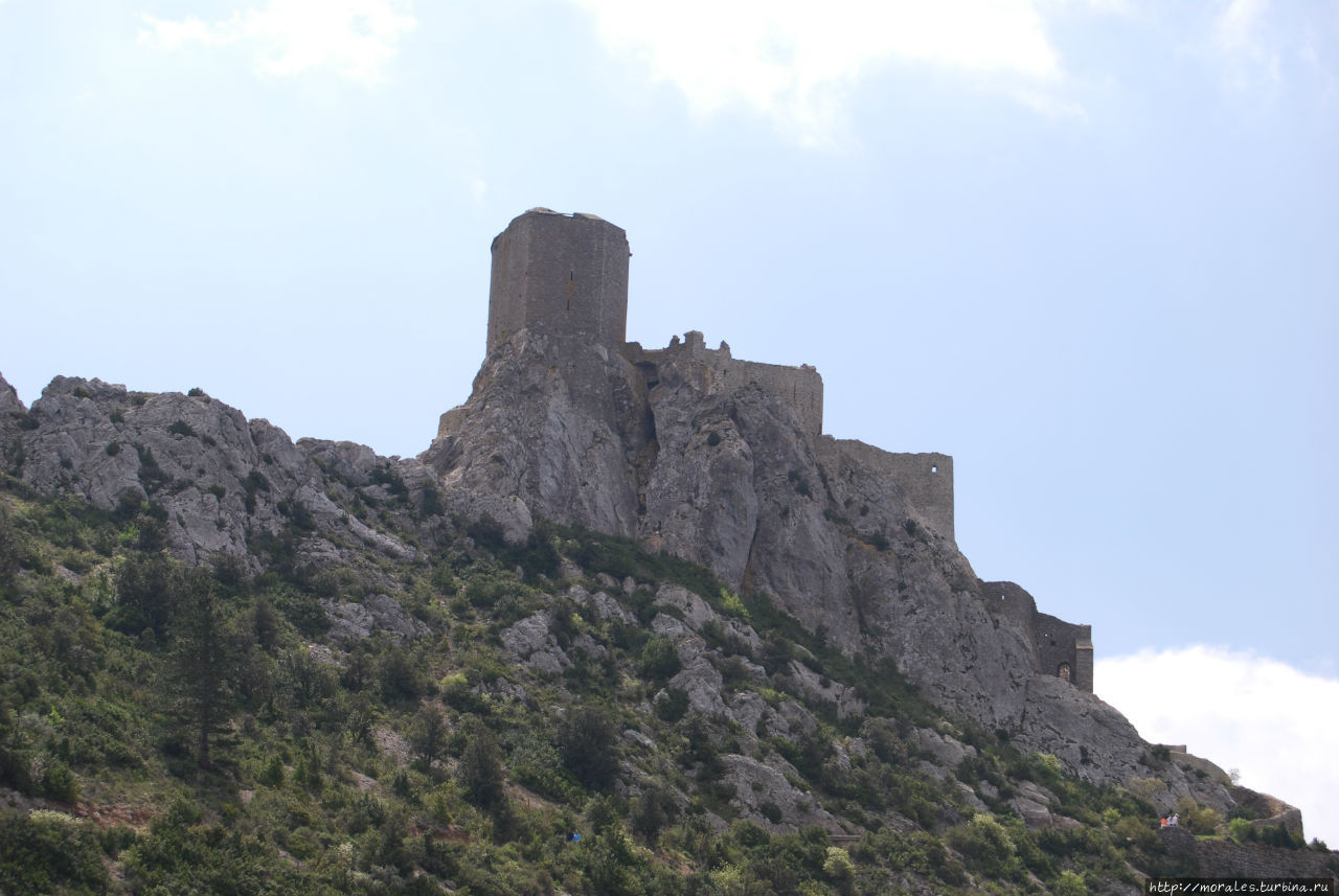 Замки Катаров: Queribus и Peyrepertuse. Перпиньян, Франция