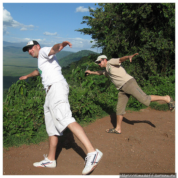 алматинский путешественник и горный гид Андрей Гундарев (Алмазов) в Танзании Нгоронгоро (заповедник в кратере вулкана), Танзания