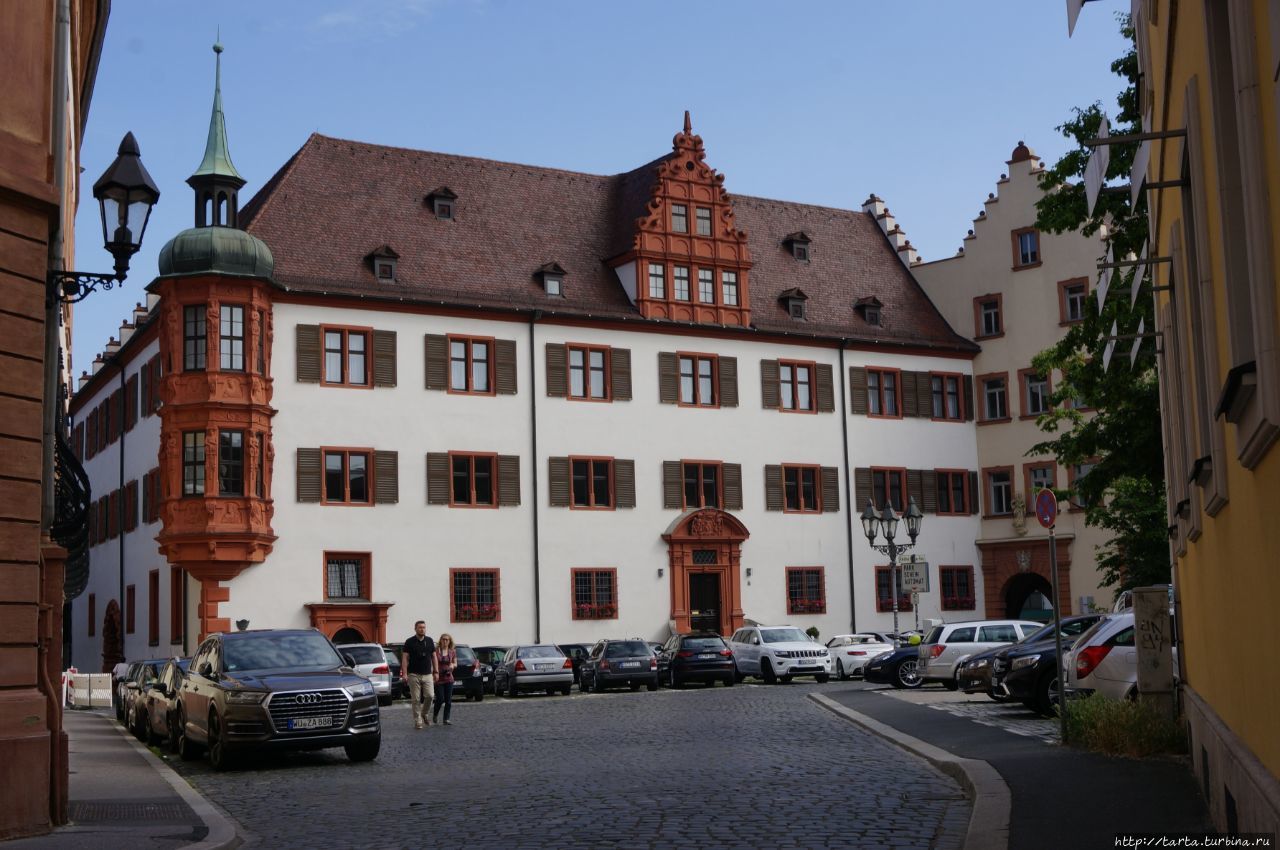 Город с наследием прошлого и винодельческими традициями Вюрцбург, Германия