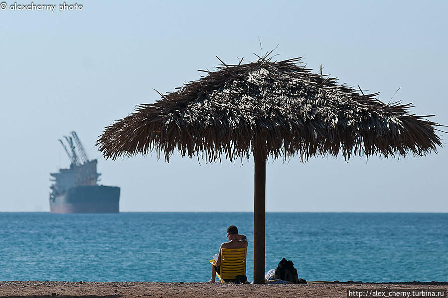 Одиночество на пляже Эйлат, Израиль