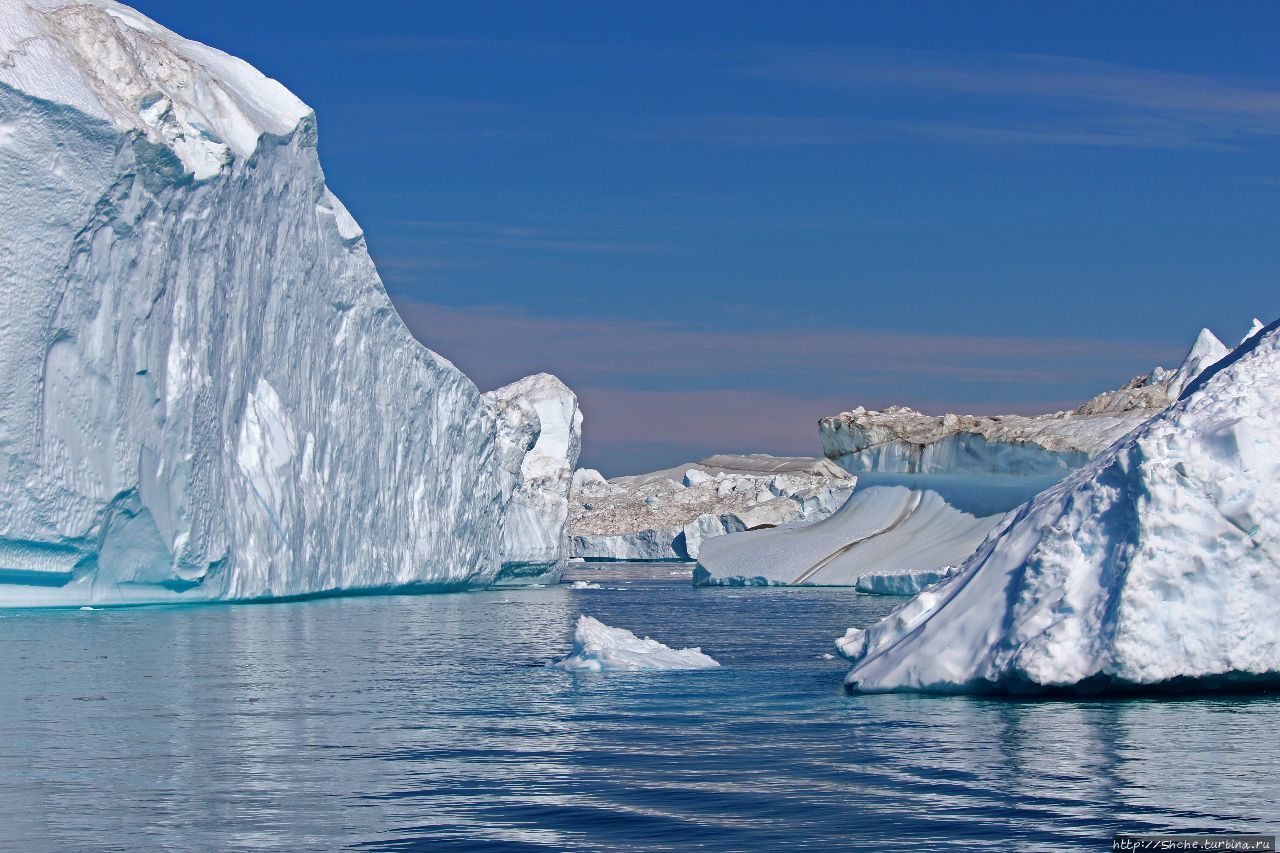 Размер северного океана. Фьорд Илулиссат. Ледовитый океан. Северно Ледовитый акеан. Восточно Сибирское море ледник.