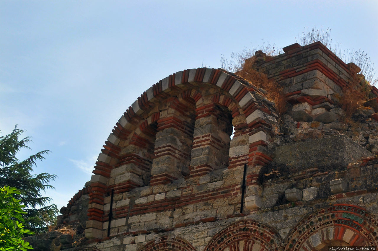 Церковь «Святых архангелов Михаила и Гавриила» Несебр, Болгария