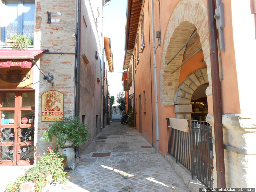 Крепость Градара — 2013 Градара, Италия