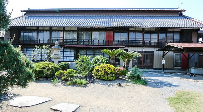 Таджима Яхейская ферма / Tajima Yahei Sericulture Farm