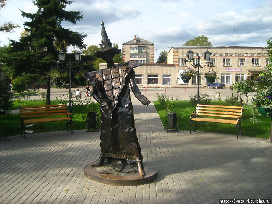 Памятник шоколаду Покров, Россия