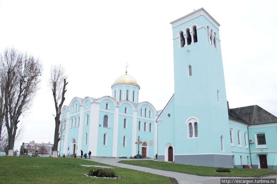 File:Костел послання Апостолів (собор Різдва Христового) (мур.).jpg - Wikipedia