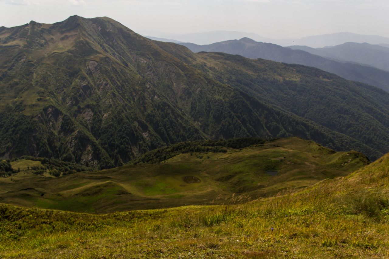Озеро в горах Сасаши, Грузия
