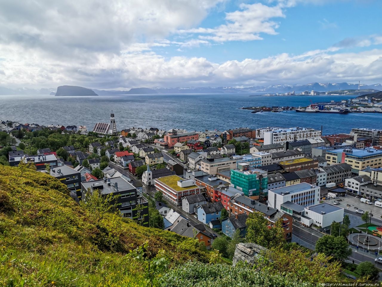 Главная церковь города Хаммерфест, Норвегия